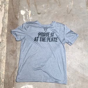 Under Armor Men’s shirt